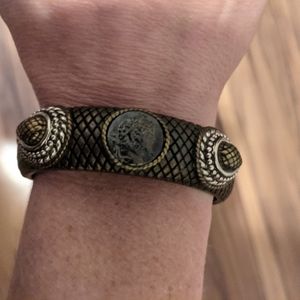 Bronze bangle bracelet